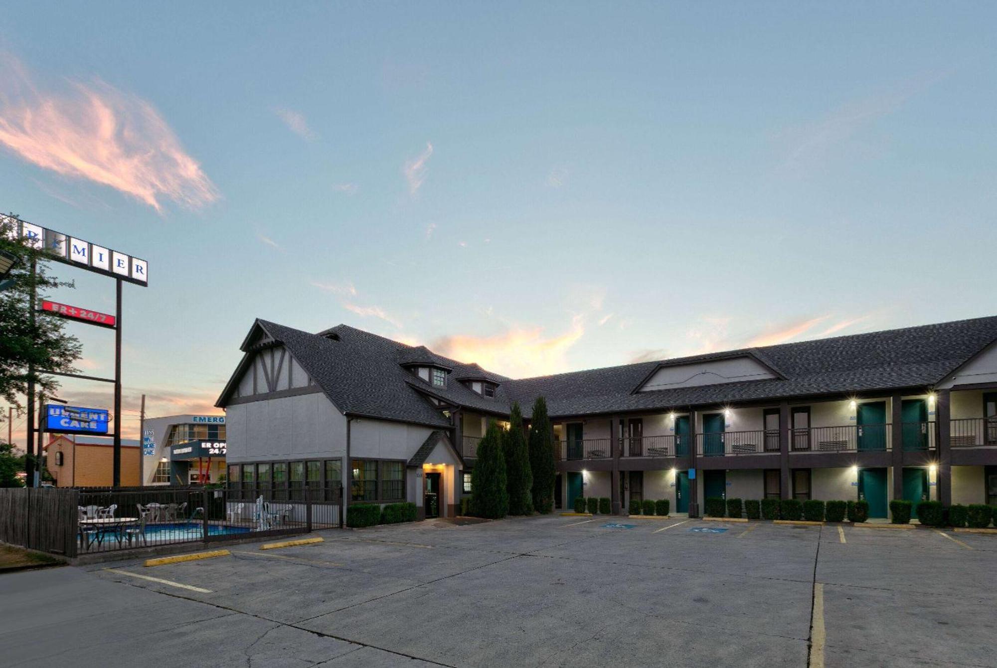 Howard Johnson By Wyndham San Marcos Kültér fotó