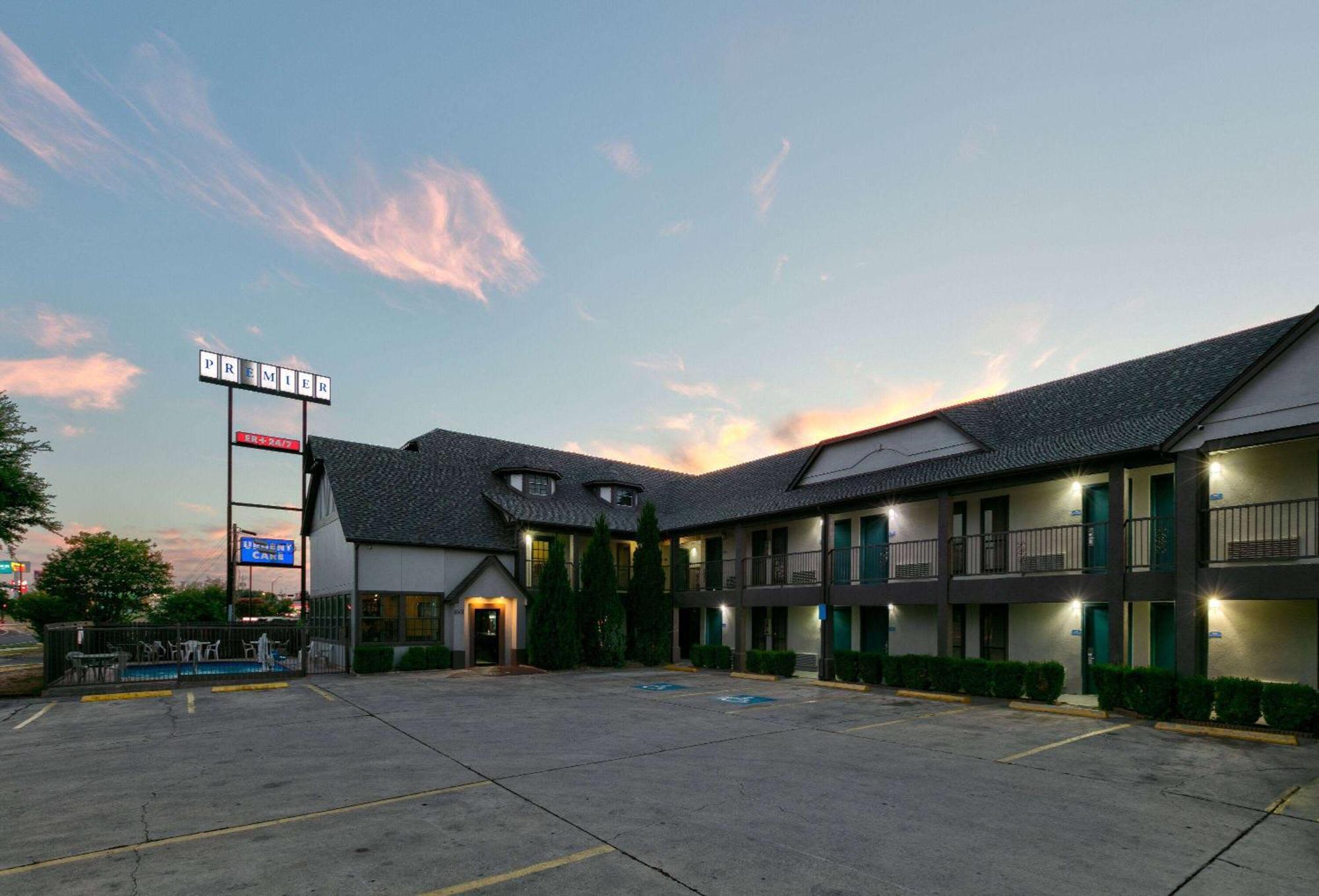 Howard Johnson By Wyndham San Marcos Kültér fotó