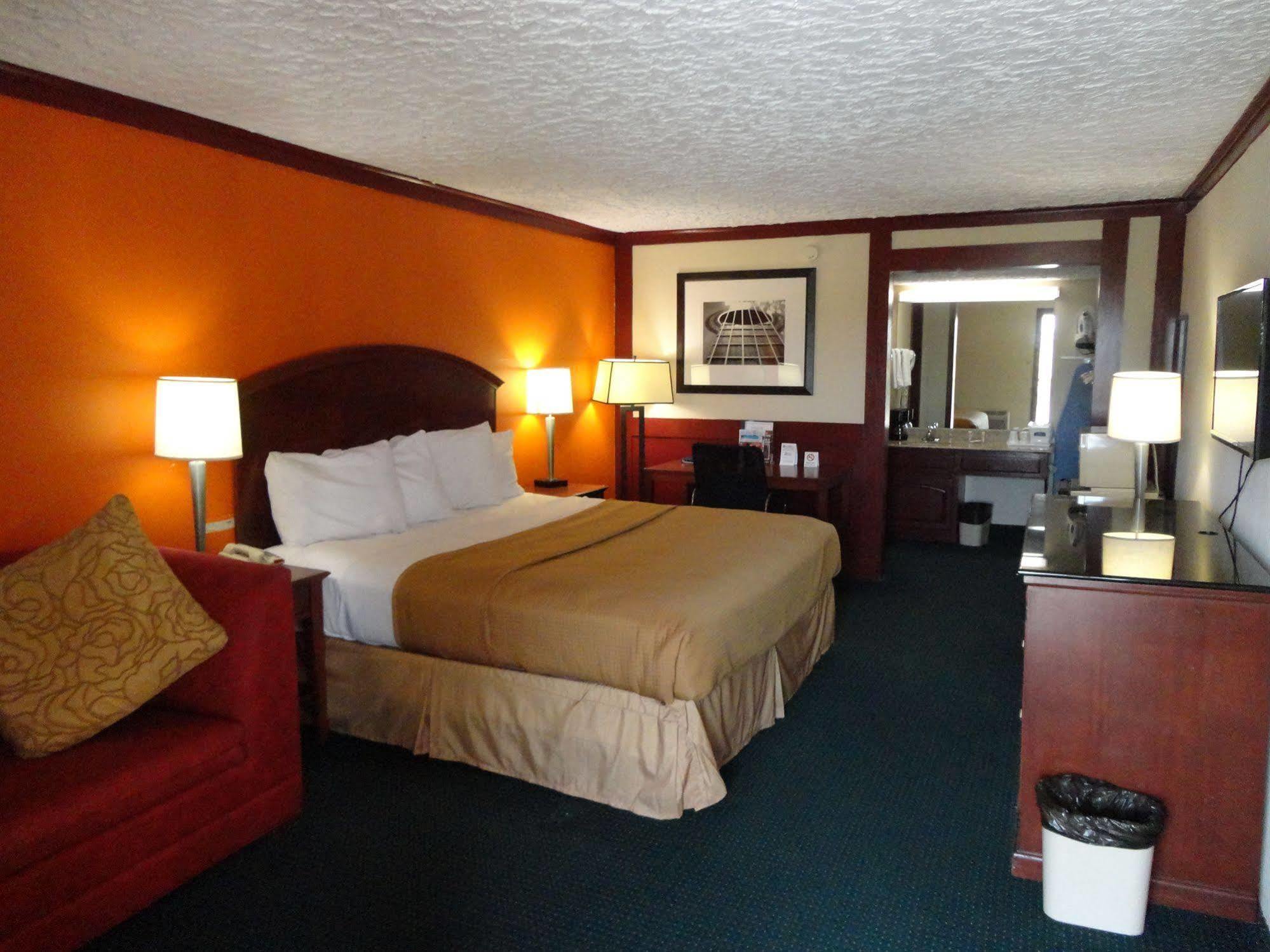 Howard Johnson By Wyndham San Marcos Kültér fotó